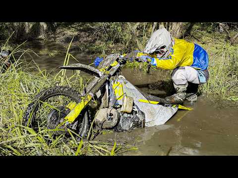 Enduro - Saving a Drowned Husqvarna with a Portable Washer