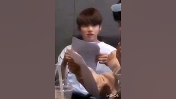 taekook jealous moment 👀😂💚💜🌈🐯🐰  taekook whatsapp status//yoonmin shorts#shorts#taekookshorts