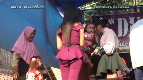 Rayungan Seni sunda jaipongan Pim: Bpk. Daswanto
