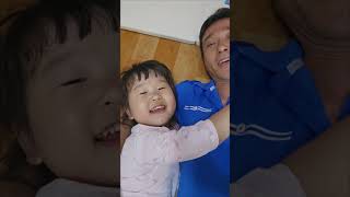 갑자기 누우라는 루다 ㅎㅎ//"Out of nowhere, Ruda was like, 'Let's lie down!' Haha."