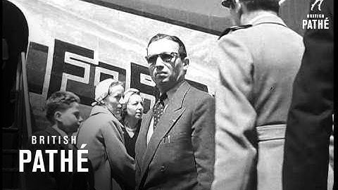 Mme De Castries Arrives In Paris (1954)