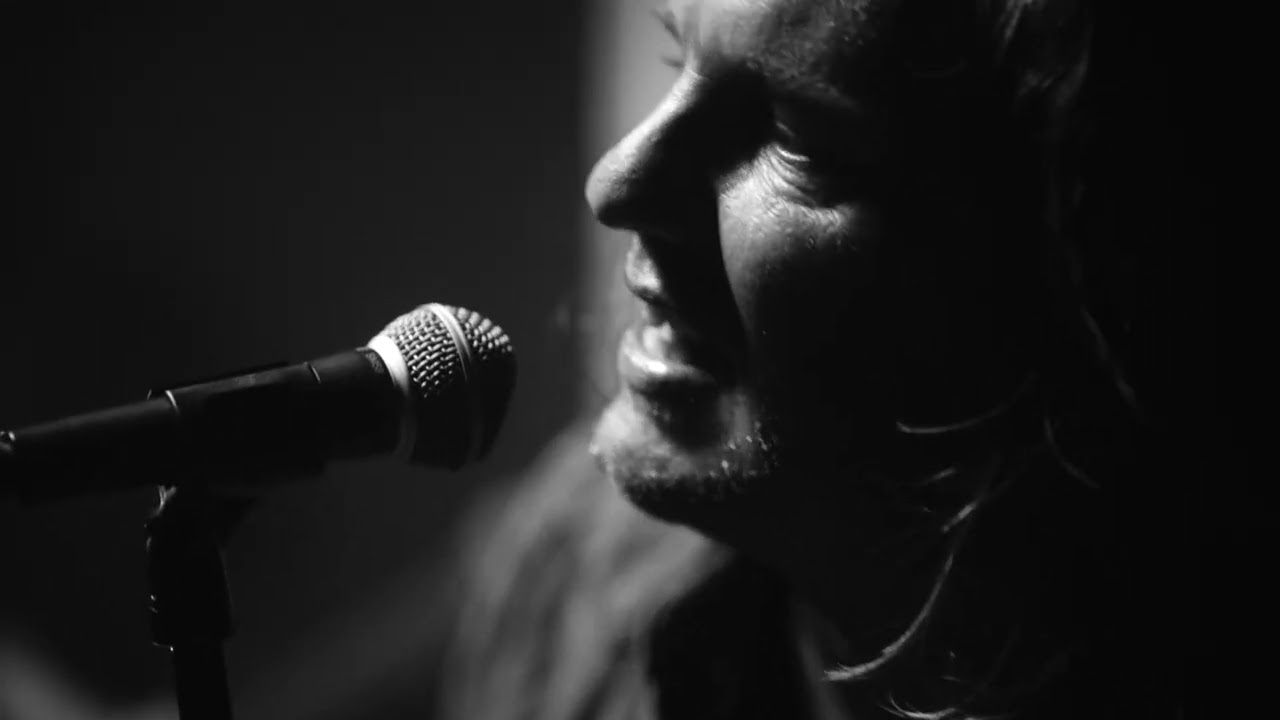 Dizzy - CAVO (Official Music Video) Directed by J.T. Ibanez adlı videoyu YouTube'da izle Dizzy - CAVO (Official Music Video) Directed by J.T. Ibanez adlı videoyu YouTube'da izle