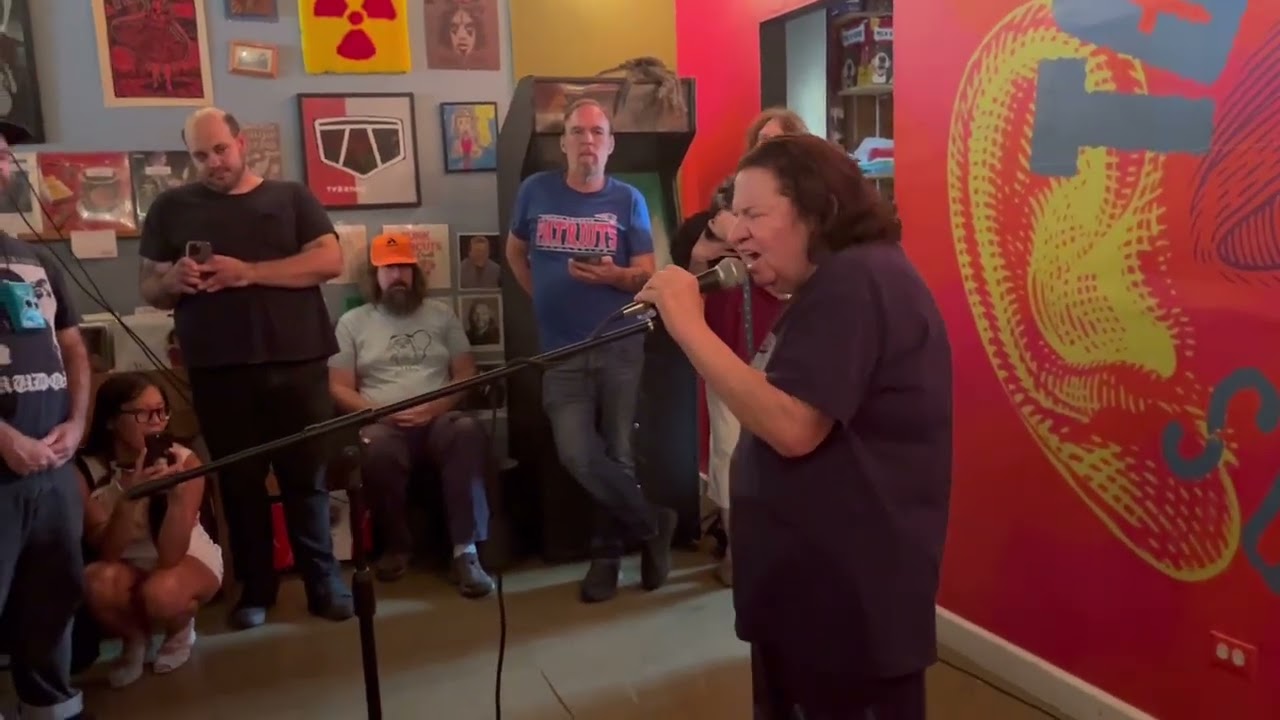 Jan Terri performing "Journey to Mars" live in Chicago at Tone Deaf Records