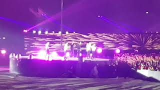 Ikon  Love Scenario asian Games 2018 Closing Ceremony