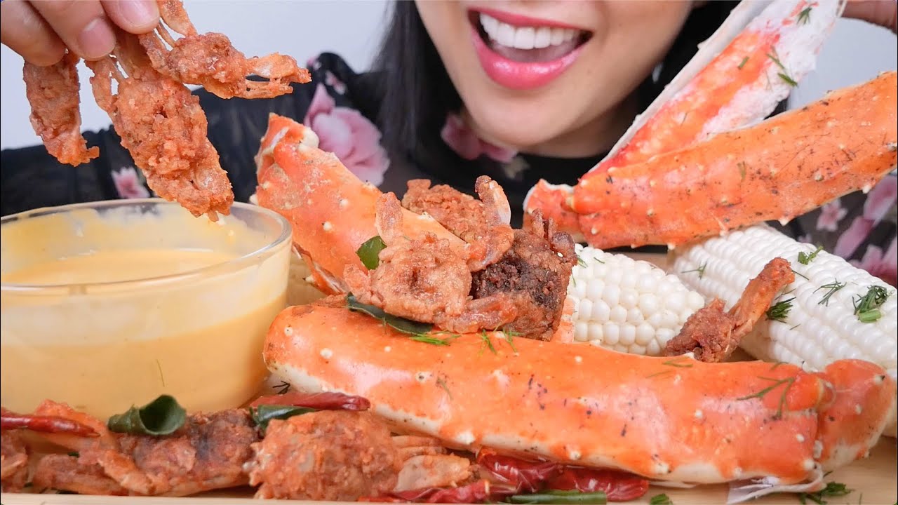 KING CRAB LEGS (ASMR EATING SOUNDS) NO TALKING SASASMR YouTube