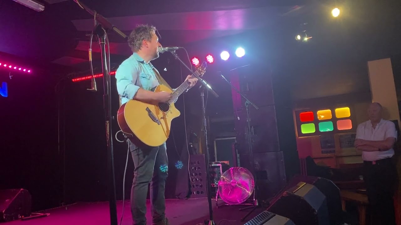 Rob Wheeler - Love Somebody -  Musician Pub Leicester   22nd Aug 2022