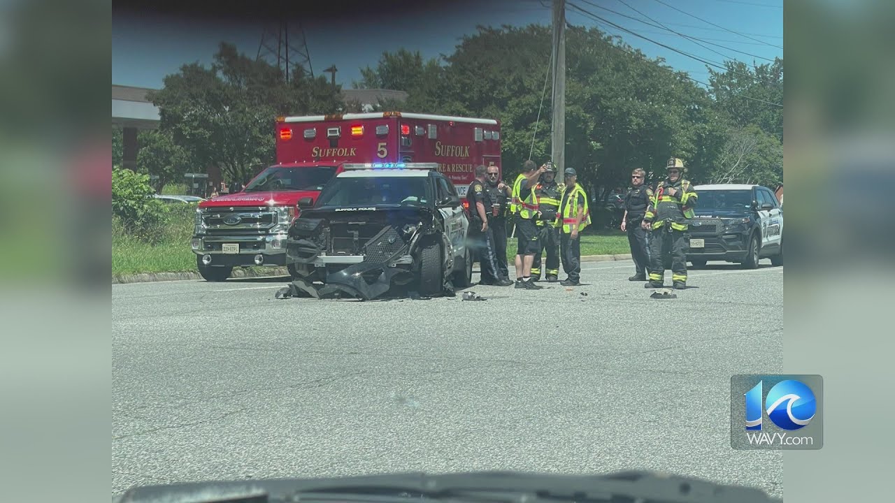 Driver of stolen vehicle crashes into police vehicle - YouTube