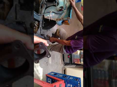 Adaptando  motor om364 la no toyota bandeirante 1967, episódio 5