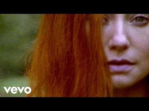 Tori Amos - Welcome To England