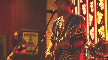 ASIW Band [ Flying to The South] Live @ Hard Rock Cafe, Melaka