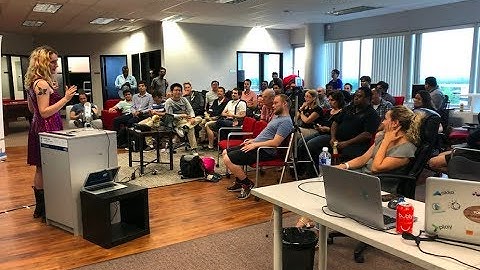 Holden Karau presents: ML Pipelines with Apache Spark & Apache Beam | Reactive Data Meetup