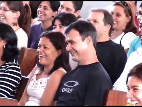 Vídeo: O Que Fazer Se O Marido Não Der Dinheiro à Esposa