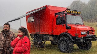 FIRST WINTER CAMP OF THE YEAR WITH OUR UNIMOG CARAVAN