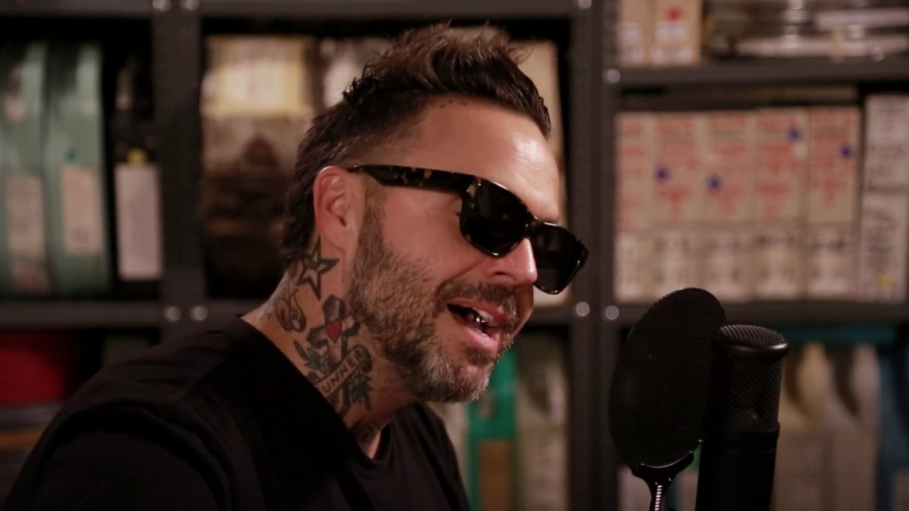 Obejrzyj Blue October - The Weatherman - 11/11/2019 - Paste Studio NYC - New York, NY w YouTube Obejrzyj Blue October - The Weatherman - 11/11/2019 - Paste Studio NYC - New York, NY w YouTube