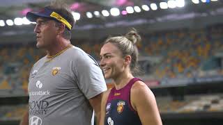 Bates finds out she's the 2022 AFLCA AFLW Champion Player
