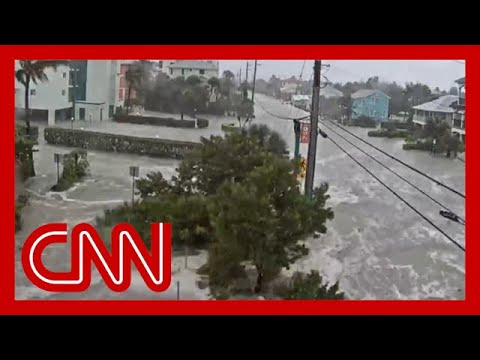 Timelapse shows hurricane storm surge flood streets in fort myers