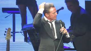 Luis Miguel - Tengo todo excepto a ti - San Antonio Tx - 2018 chords