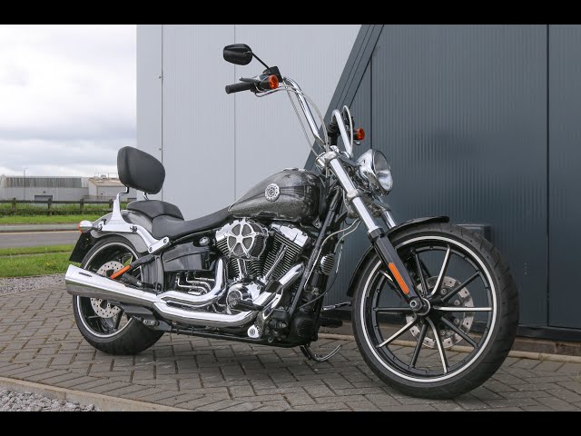 2014 Harley-Davidson FXSB Breakout 103 in Hard Candy Chrome Flake