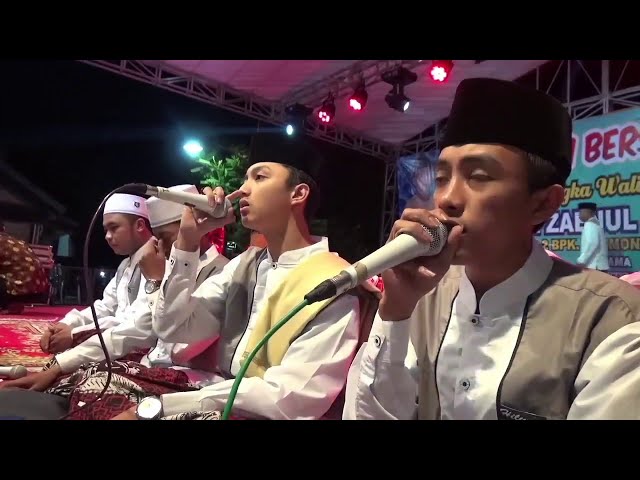 Khudzuni SHOLAWAT SYUBBANUL MUSLIMIN class=