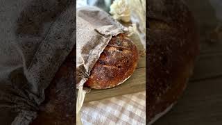 Use beeswax bread bags for your sourdough bread! #sourdoughbread #ecofriendly #cottagebakery #food