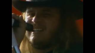 Lynyrd Skynyrd &quot;Saturday Night Special&quot; live video 1977