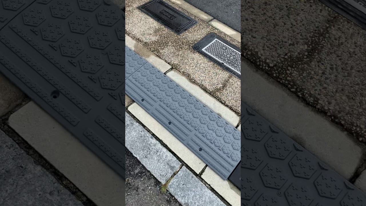 駐車場入口の段差プレートを設置 マツダ デミオ By アンジェリケまゆちゃん みんカラ