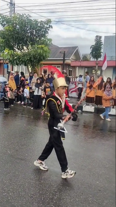 mayoret cowok nih #marchingband #mayoret #sekolahku (source.@zxckyfhrzz_)