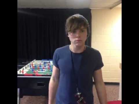 Harry Styles The Emo S Getting Ready In The Dressing Room Youtube Harry Styles The Emo S Getting Ready In The Dressing Room Youtube