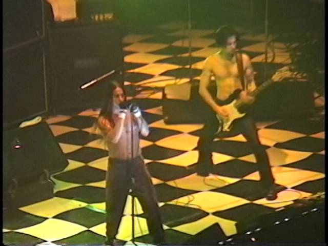 Red Hot Chili Peppers - (The Spectrum) Philadelphia,Pa 2.6.96