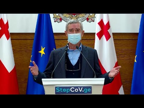 „ჩაის ხომ დალევენ რომ შეიკრიბებიან?! ნიღაბს ხომ ვერ გაიკეთებენ?!- რატომ არ უქმდება კომენდანტის საათი