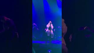 Download Lagu Ariana Grande breathin Sweetener Session Chicago MP3 Download Lagu Ariana Grande breathin Sweetener Session Chicago MP3