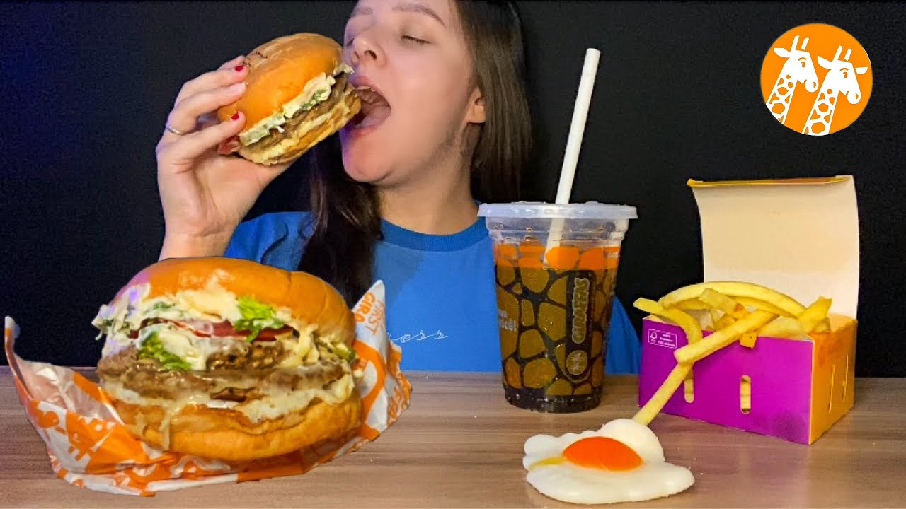 HAMBÚRGUER DUPLO GIGANTE DO GIRAFFAS MUKBANG BRASIL | CAMILE ASMR