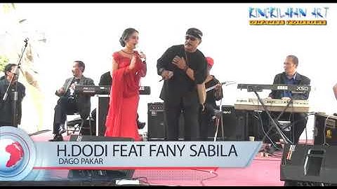 Duet H.Dodi Mansyur Sama Fany Sabila Tiba" Penonton Nyelonong Naek Panggung  Minta Selfi..
