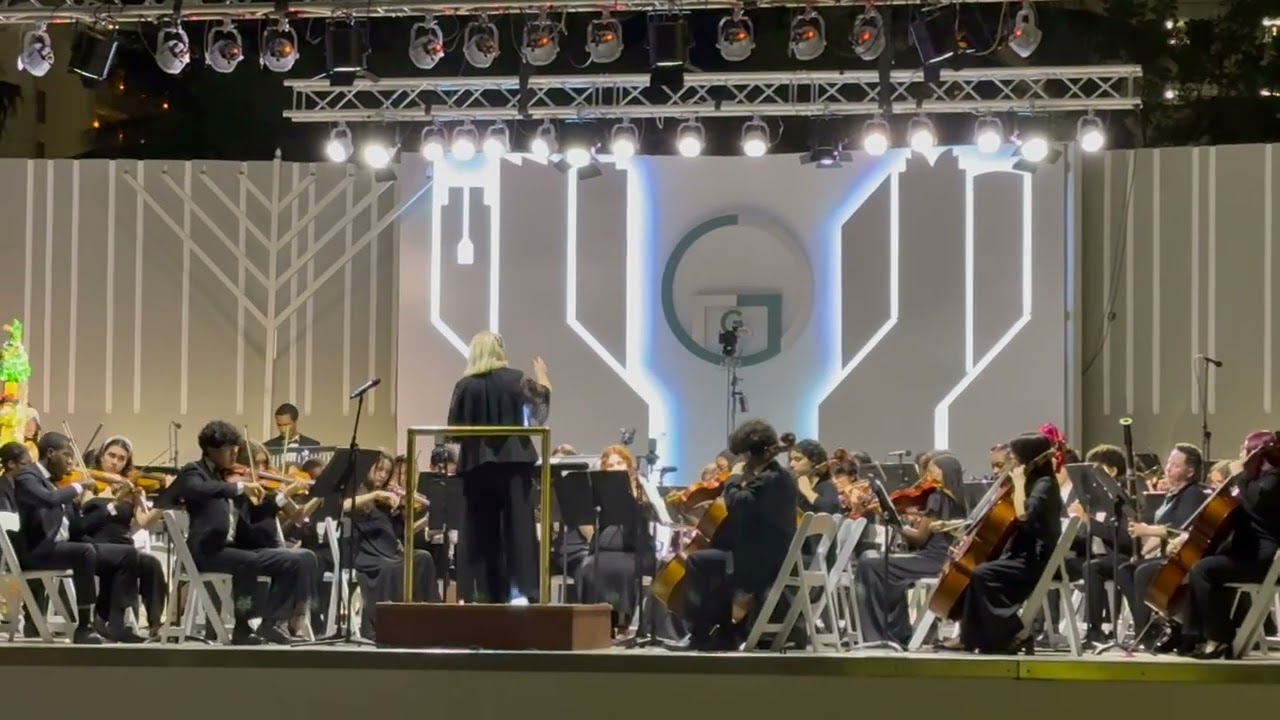 SFYS-God Bless the USA-L.Greenwood arr.K.Christopher-C. Newcomm trumpet soloist-Mrs.Hahn conducting.