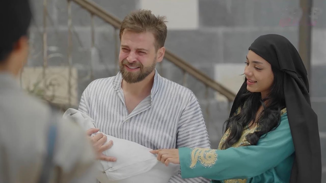 حط بنته عند امه بيرجع بيلاقيها مسلمتها للجن!  - تجميعة قوية من اجمل اللوحات