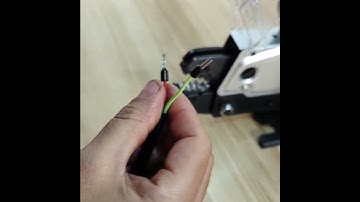 Testing effect of pneumatic terminal crimping machine (AM-10) crimping terminal.