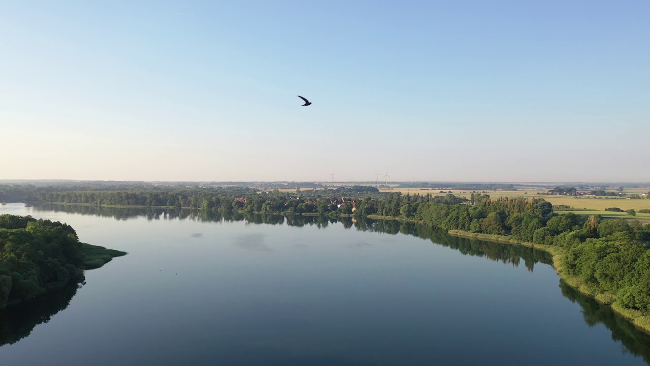 CHOSZCZNO WCZESNYM RANKIEM