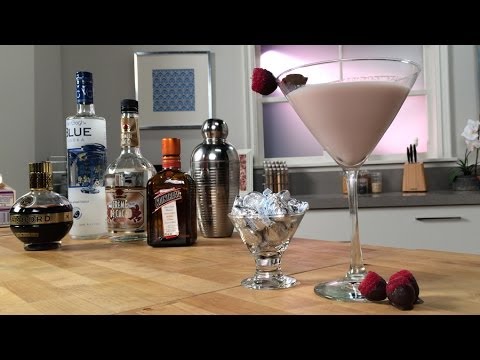 French Kiss Cocktail Recipe | Happiest Hour