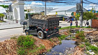 Download lagu Start a new project!! Filling Land by Bulldozer KOMAT'SU D20P With Dump Truck