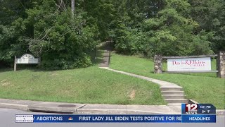 Officer investigate death near D&E campus