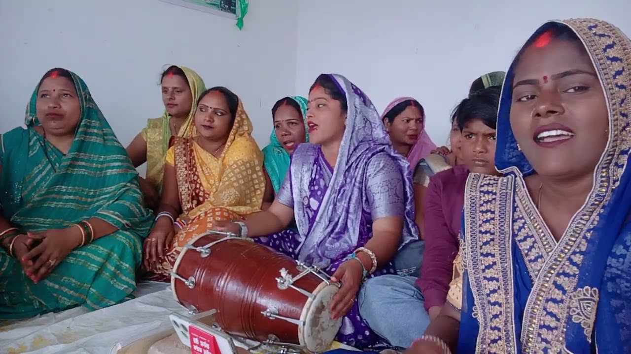 कजरी गीत बहुत सुंदर है हमारी अवधी भाषा में 👍🙏 #video #viral @official Pushpa lokgeet