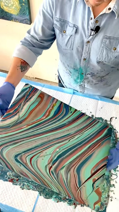 That was unexpected! #art #pourpainting #acrylicart #acrylicpour #painting