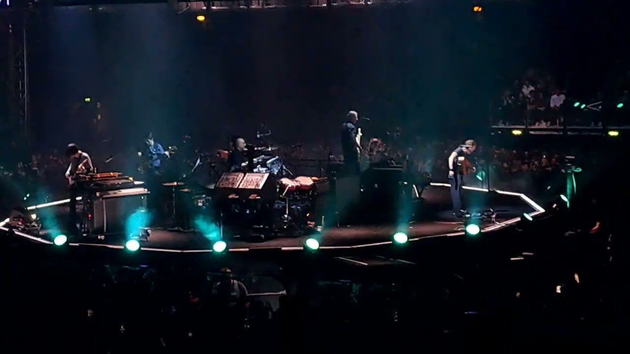 21 Paranoid Android - Radiohead  - Bologna - 17 Novembre 2025 (Night 3)