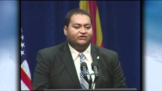 Giffords Intern Daniel Hernandez Addresses Tucson Memorial Service