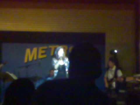 KYLA - You Make Me Feel @ Metro Bar (November 21, 2009)