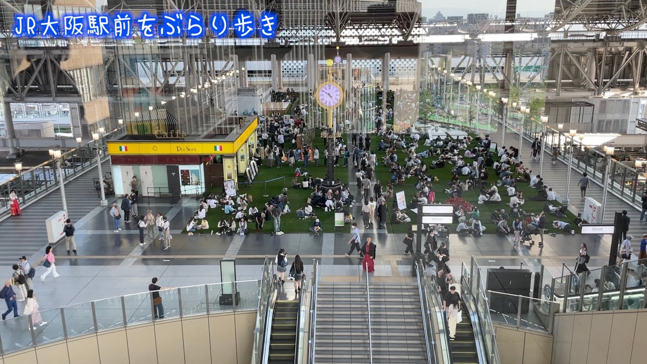 時 の 広場