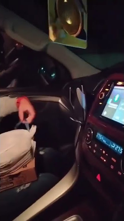 STORY WA JALAN BARENG C DOI NAIK MOBIL