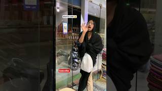 kpda dekhna tha 😆😆#girl #prank #challenge #ekmotahathighumechala