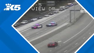 Northbound I-5 blocked in Everett for police response