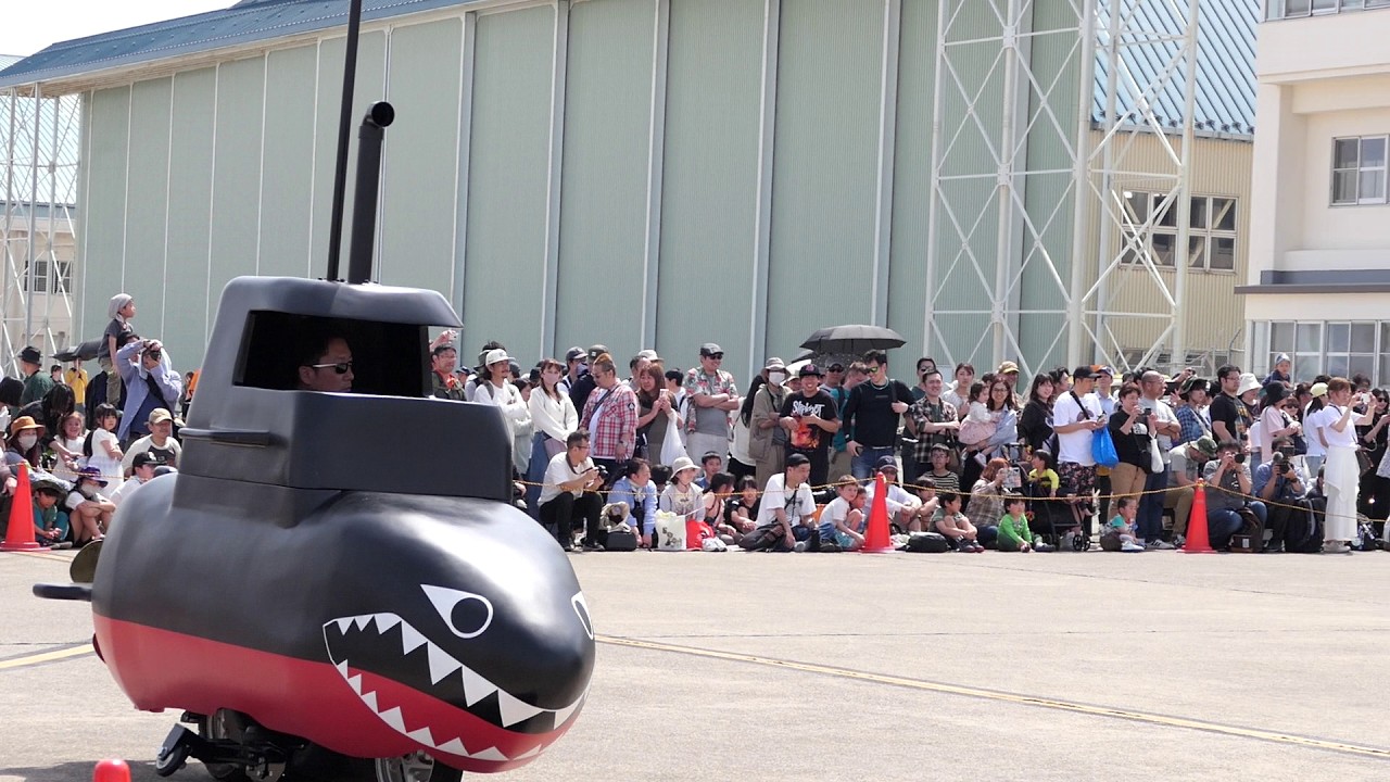 Punishment for mischievous submarines! Atsugi Base Japan-U.S.